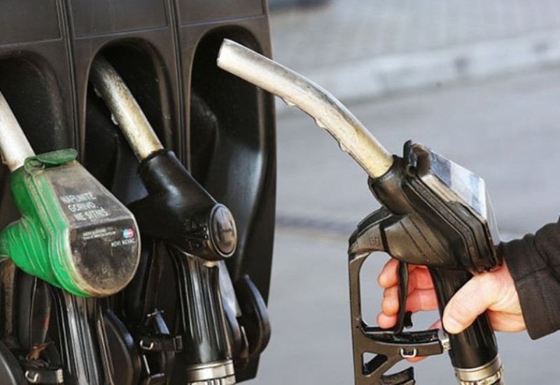 Pojeftinili benzin i dizel u BiH