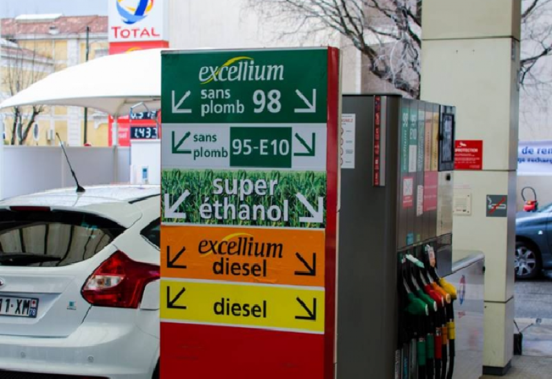 Redovi na benzinskim pumpama zbog nestašice goriva