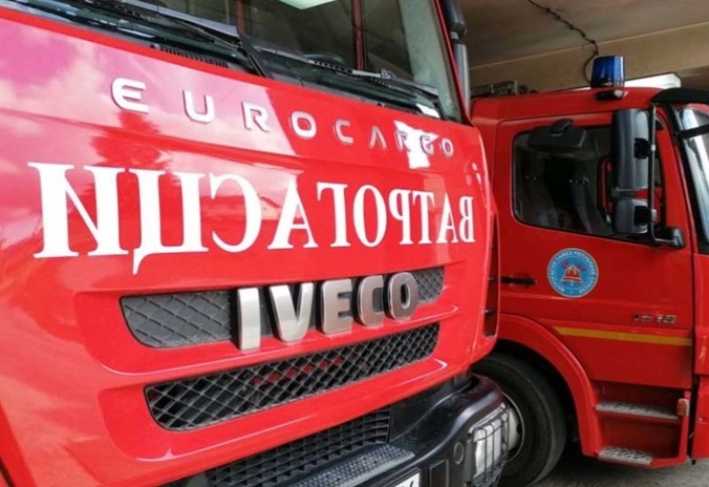 Izgorio automobil na parkingu u Palama