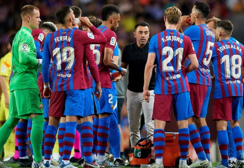 Barsa seli sa kultnog stadiona