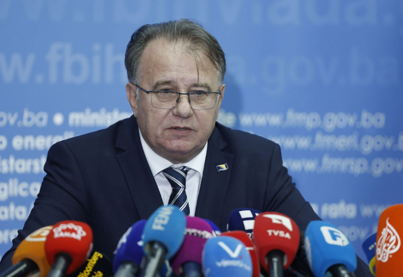 Nikšić u Banjaluci: Treba spustiti tenzije