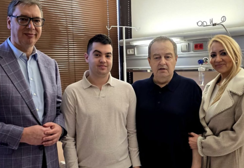 Dačić izašao iz bolnice, Vučić se našalio