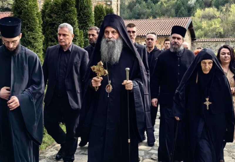 Patrijarh Porfirije stigao u Pećku Patrijaršiju