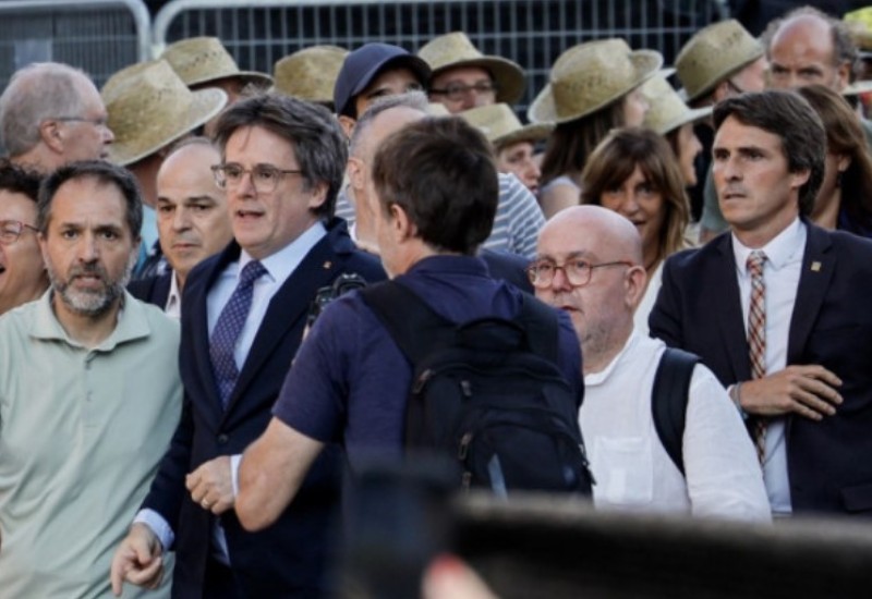 NAKON POJAVLJIVANJA U BARSELONI: Lider katalonskih separatista se vratio u Belgiju