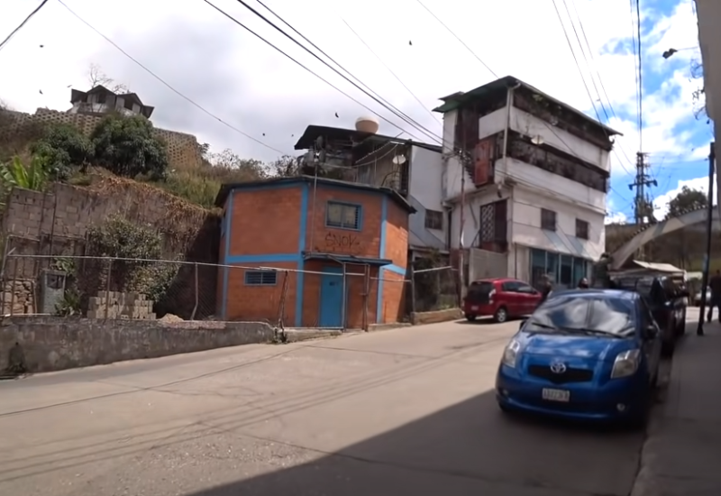 U centralnom dijelu Venacuele najmanje 25 osoba poginulo
