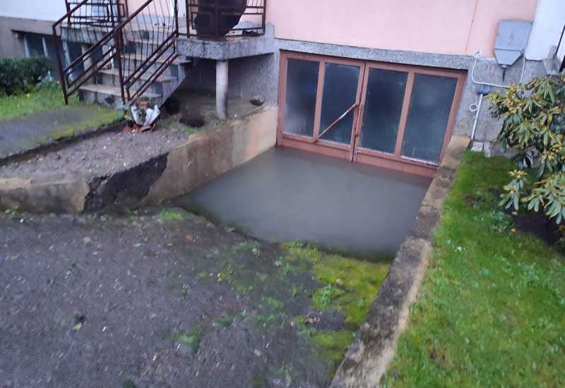 Poplavljeni podrumi u Gradišci, vodostaji naglo rastu