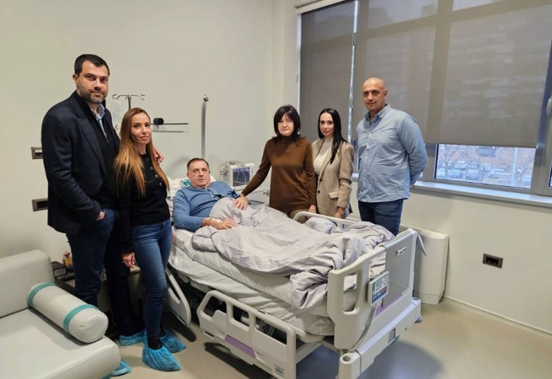 Milorada Dodika posjetila porodica