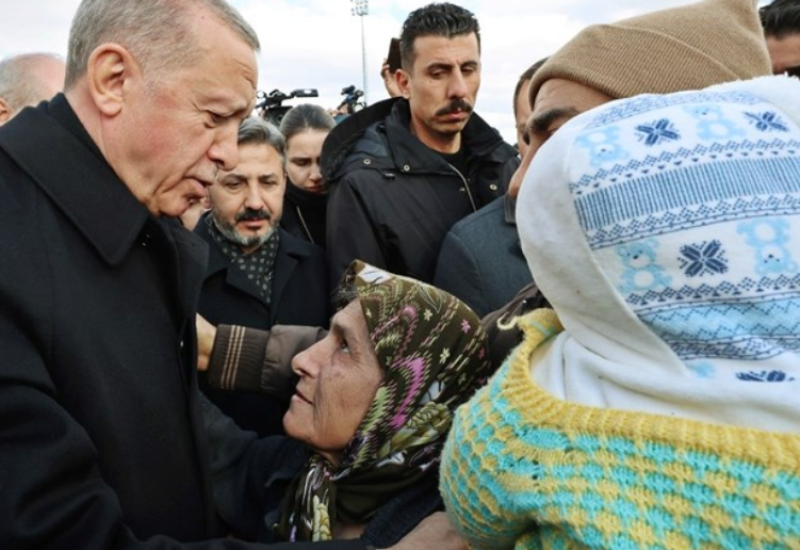 ERDOGAN: Nadam se da ćemo prebroditi ove teške dane