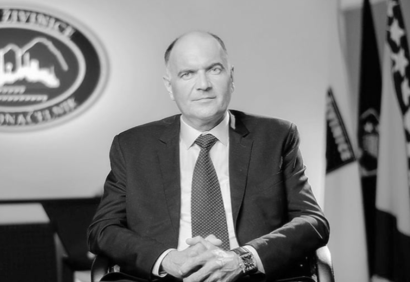 Preminuo gradonačelnik Živinica Samir Kamenjaković