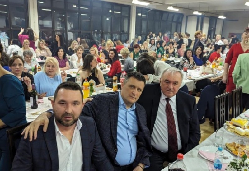 “Bema” i Marinko nastavili tradiciju: Proslava 8. marta okupila stotine radnica “Beme”