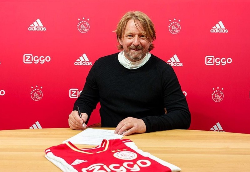 Ajaks predstavio novog direktora sa zavidnom biografijom