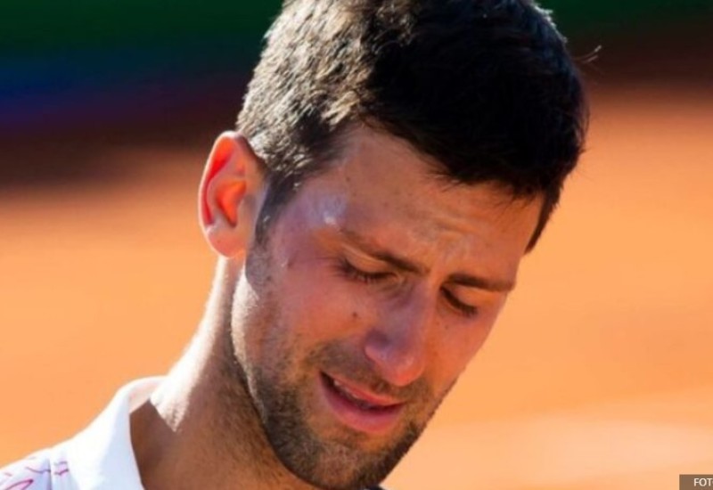 Oglasio se Novak poslije incidenta: Dobro sam, bio je nesrećan slučaj, odmaram uz ledeni oblog