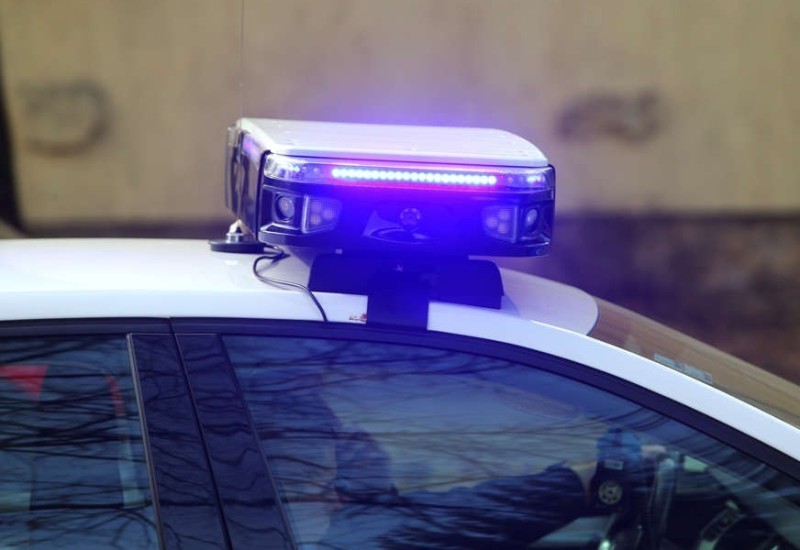 Muškarac popravljao krov, pao s visine od pet metara i poginuo