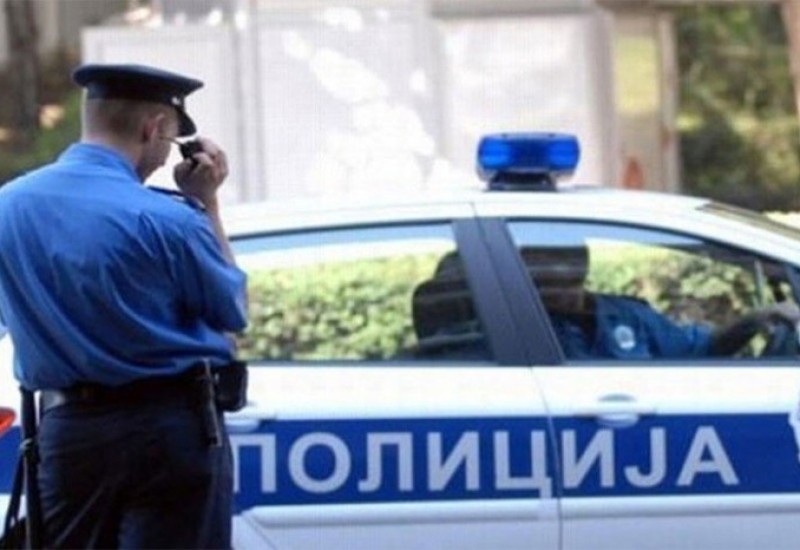 Policija presretačem zaustavila mladića, vozio sa probnom vozačkom