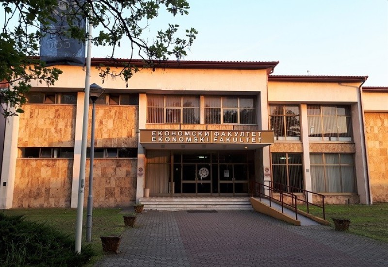 Ekonomski fakultet u Brčkom danas obilježio 46 godina postojanja