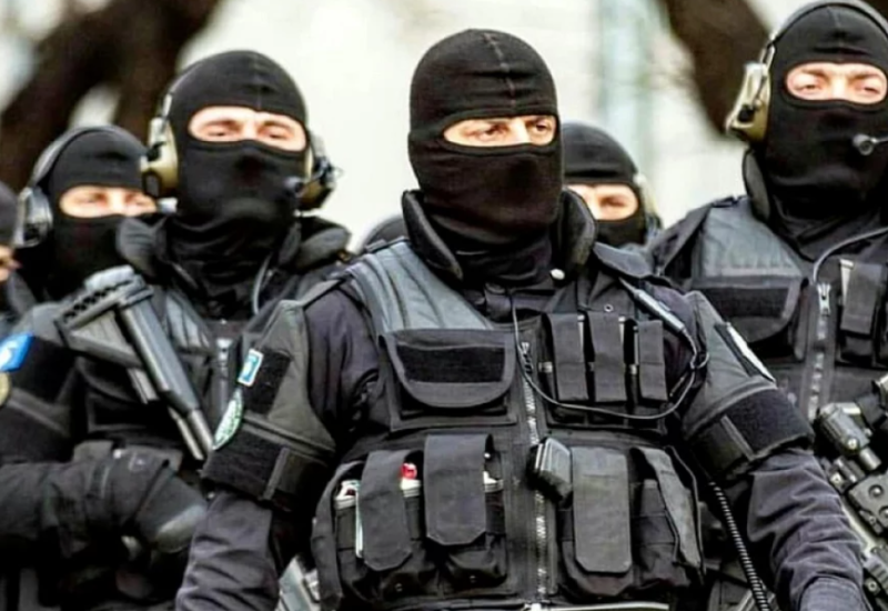 Specijalci ROSU upali na Gazivode i poskidali srpske zastave