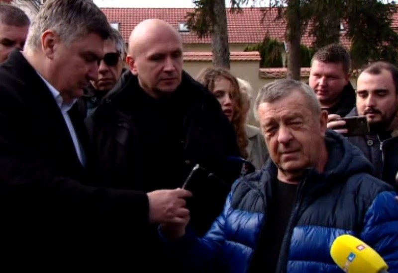 Milanović s prolaznikom u Petrinji raspravljao da li je Banija ili Banovina (VIDEO)
