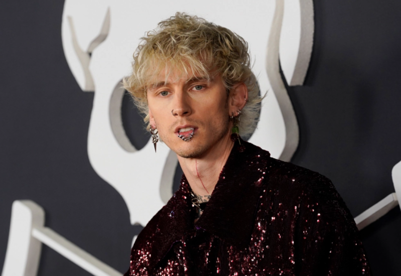 Mašingan Kelija udarila struja tokom nastupa (VIDEO)