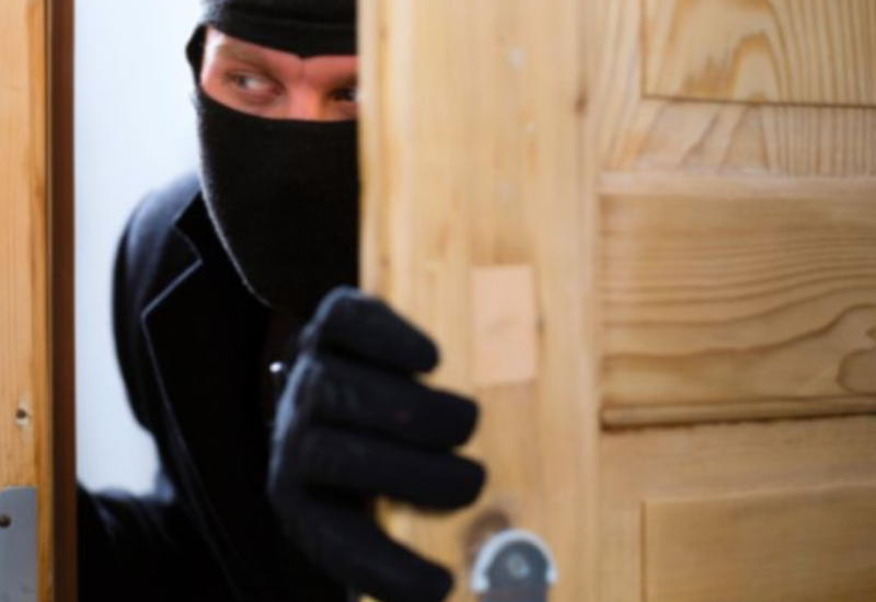 Obijena i opljačkana srpska kuća: “Razvalili su vrata i napravili premetačinu”