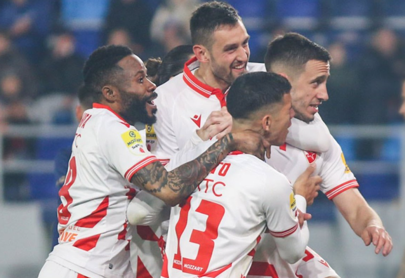 "Petarda" za Zvezdin rođendan, Novi Pazar razbijen