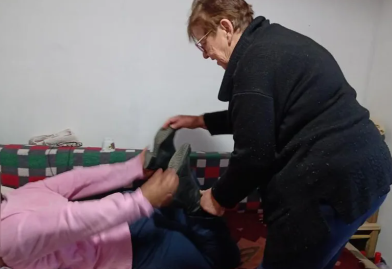 Baka Milica preko tabana liječi želudac