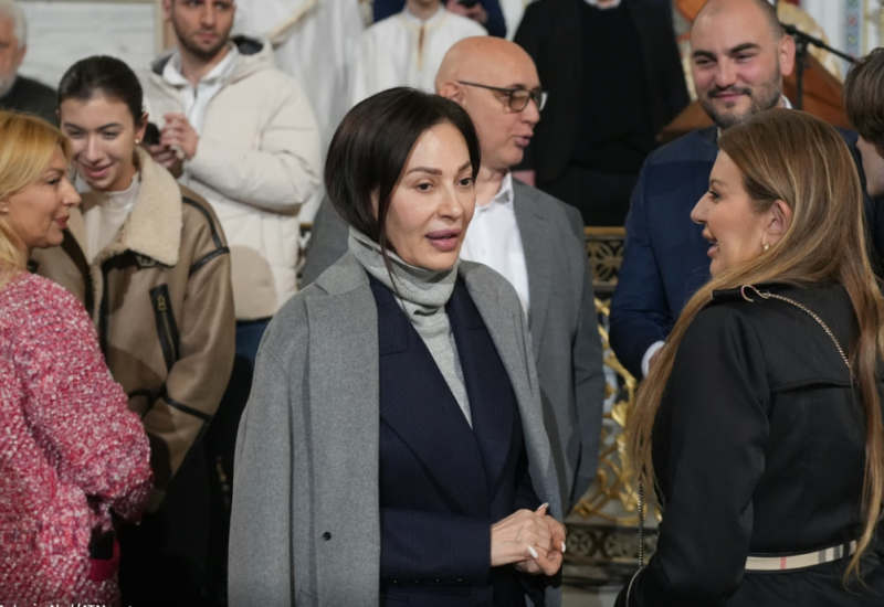 Vaskrs u Hramu Svetog Save: Ceca Ražnatović u centru pažnje među poznatima