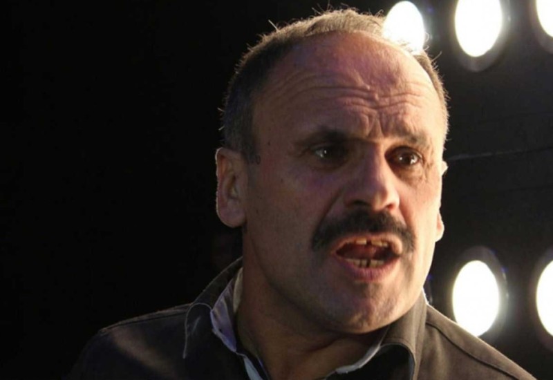 Šipovo zgroženo: Zmaj "zamrznuo" mrtvu majku, čeka TV ekipe