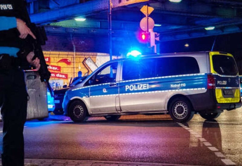 NJEMAČKA: Poginula jedna osoba u pucnjavi u kafe baru