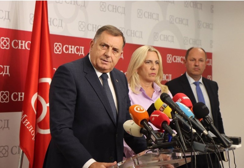 Dodik: Predstavnici OS spremni da se na poziv povuku u RS, Zakon o djelovanju NVO na dnevnom redu