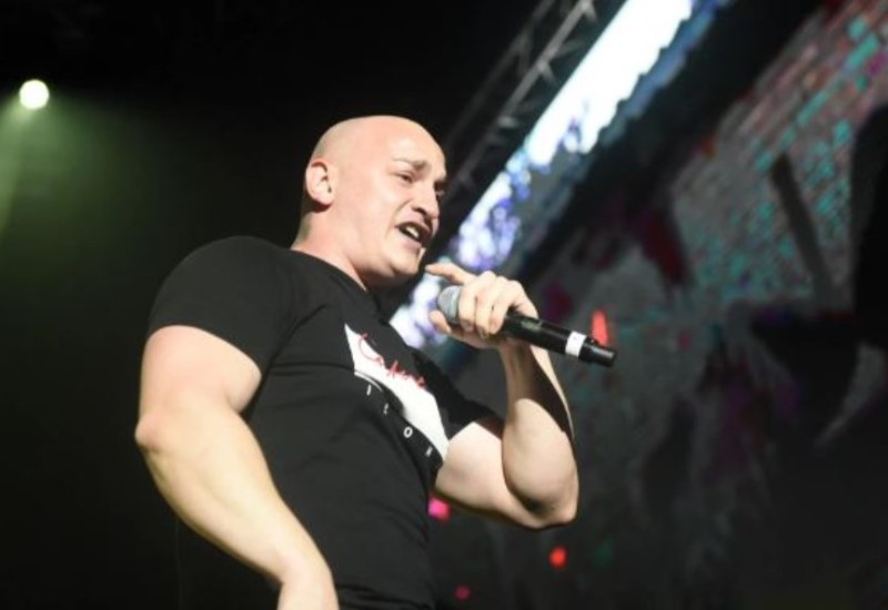 "Sad nemam snage da pričam" Desingerica zabrinuo objavom iz bolničkog kreveta (FOTO)