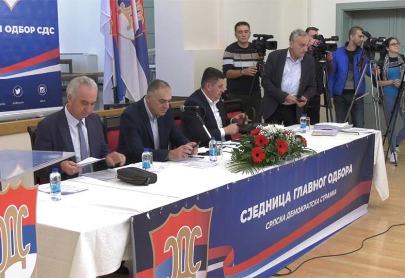 Šarović podnio ostavku, novi predsjednik SDS-a Miličević