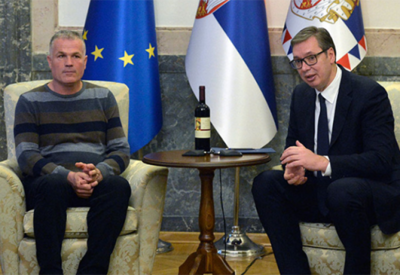 Vučić primio vinara Srđana Petrovića iz Velike Hoče i njegovu porodicu