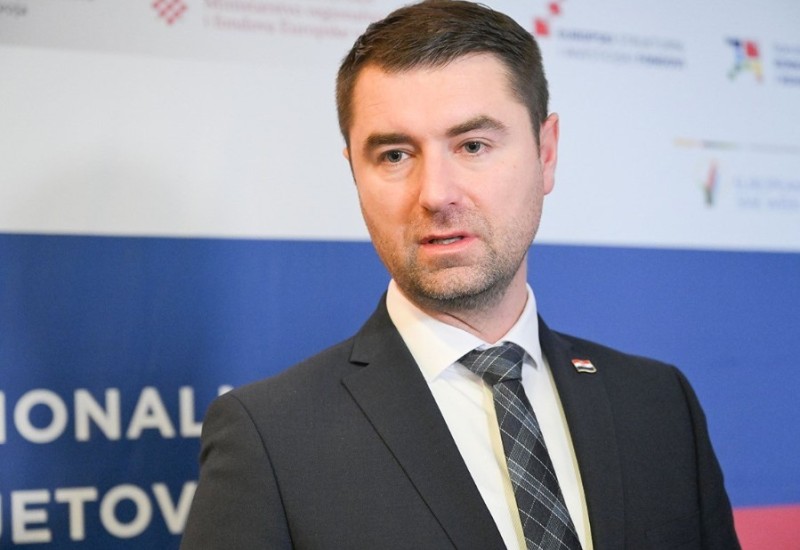 Ko je Filipović i zašto ga nazivaju ministrom koji nije znao preći ulicu