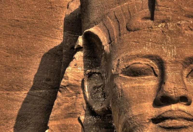 Sarkofag Ramzesa Drugog u aprilu u Parizu