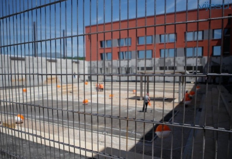 Užas u zatvoru u Vojkovićima: Zatvorenik zašio sebi usta