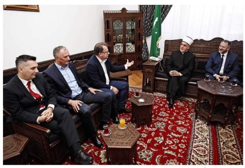 Islamska zajednica odgovorila Nikšiću: Ne poznaje tematiku, političko trgovanje je neprihvatljivo