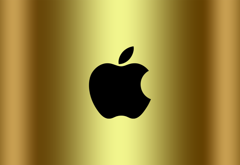Apple smanjuje platu direktoru za 40 odsto