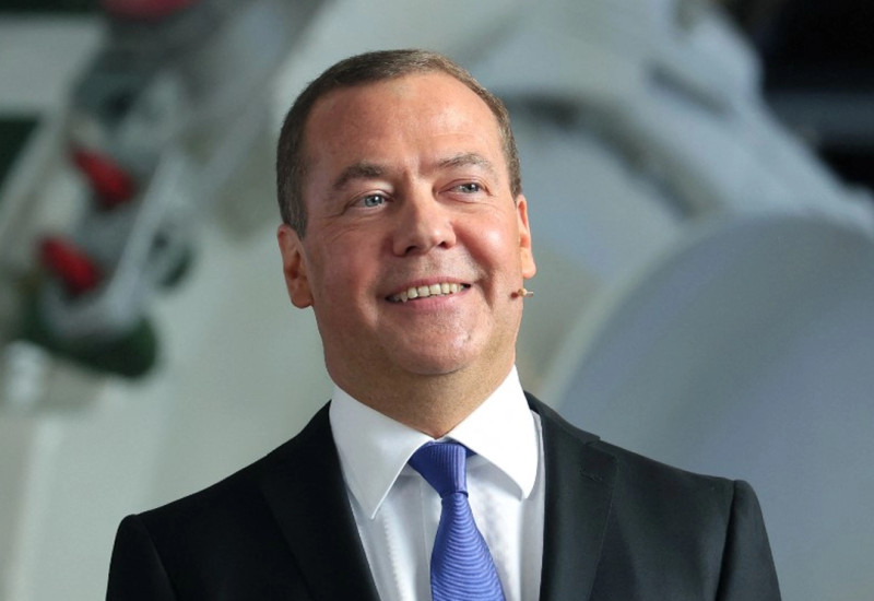 Medvedev poručio Trampu da požuri: Grenland bi mogao da izabere Rusiju