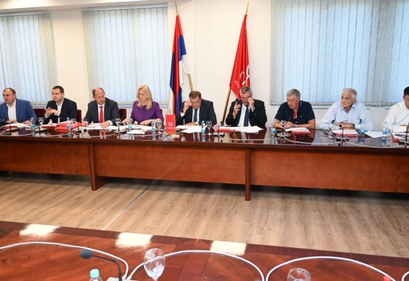 Partije biraju nove predsjednike, najveće šanse starim liderima