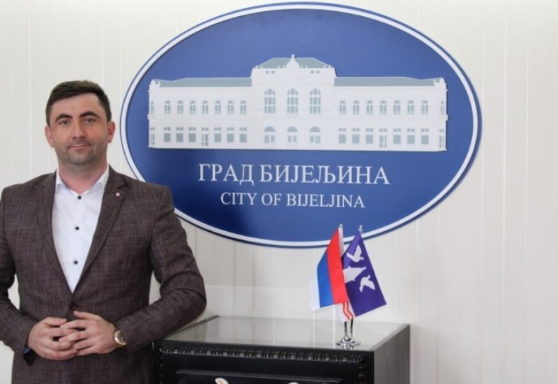 Kolika je plata gradonačelnika Bijeljine