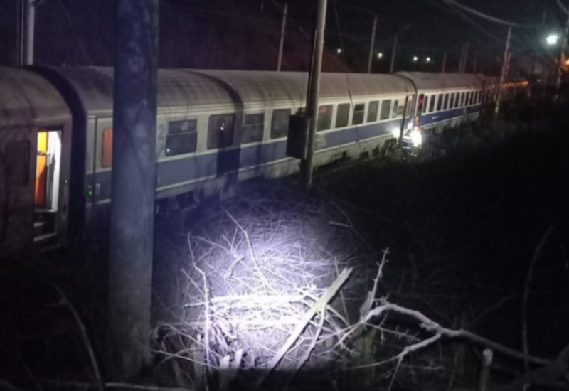 RUMUNIJA: U udesu voza povrijeđeno 12 osoba