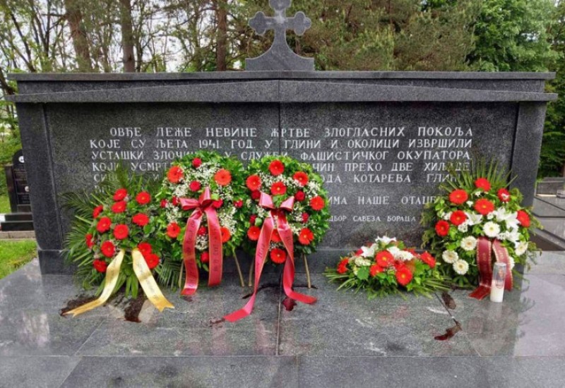 Služen parastos srpskim žrtvama ustaškog pokolja 1941. godine u Glini