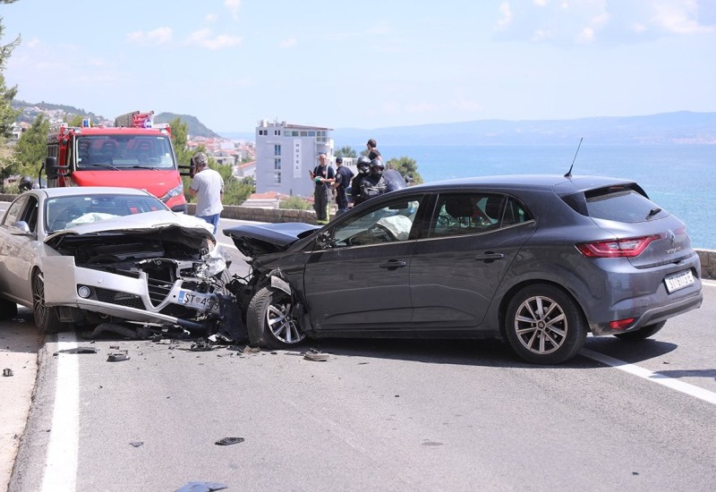 Težak udes kod Splita, više povrijeđenih (FOTO)