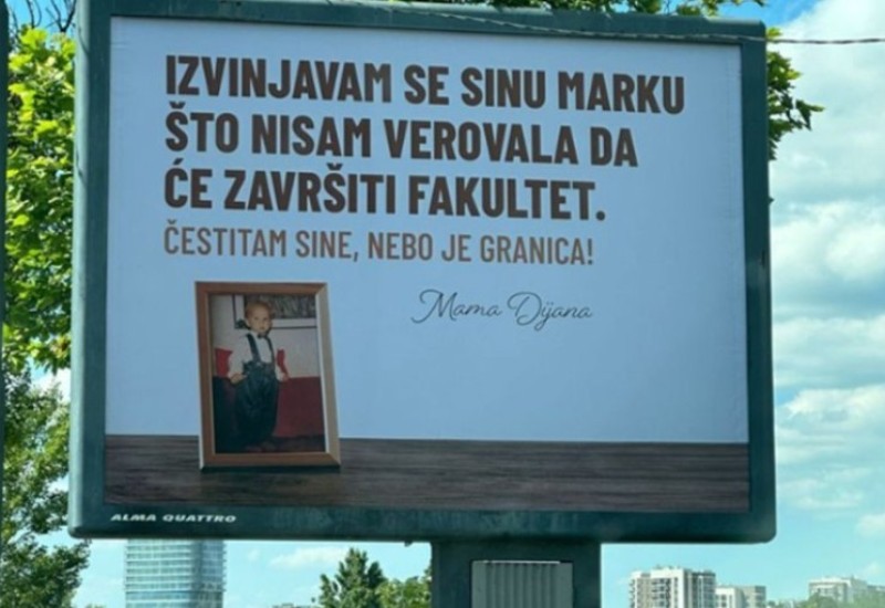 Majka uputila javno izvinjenje sinu nakon što je završio fakultet (FOTO)