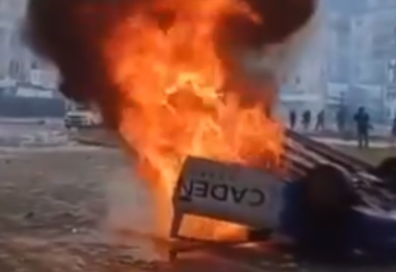 Buenos Ajres u plamenu zbog kontroverzne reforme predsjednika (VIDEO)