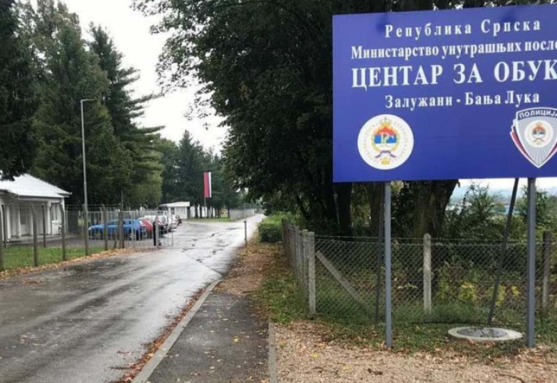 Policajac se ranio čisteći oružje u Zalužanima