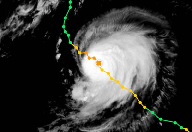 Uragan Lesli približava se Evropi