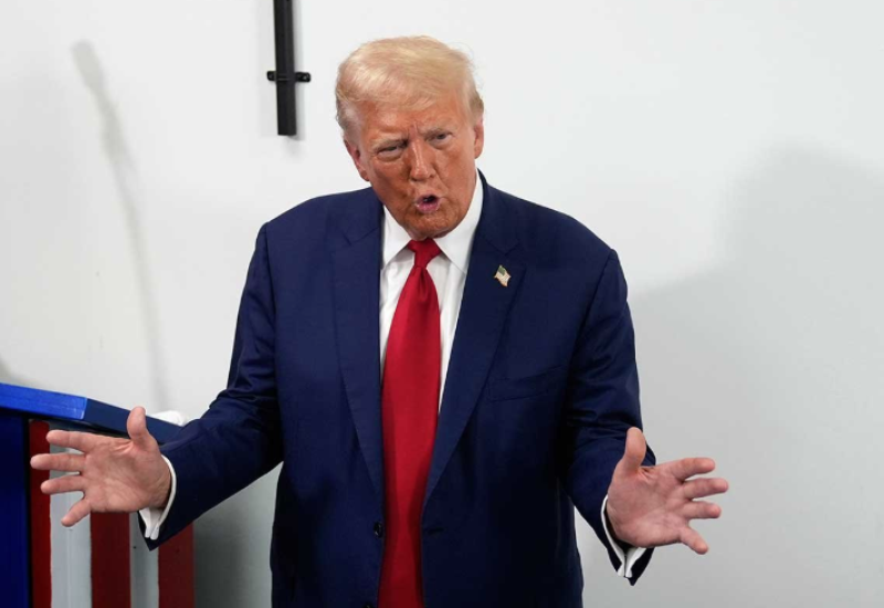 Tramp šokira: Planira ukidanje dječjih vakcina?