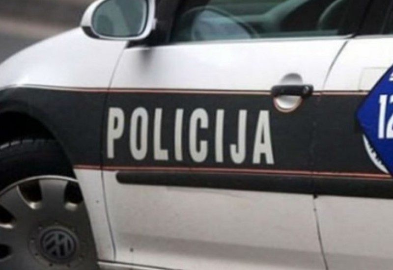 Utopio se policajac