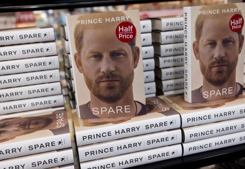 Harijevi memoari prepuni “bombastičkih otkrića” o sukobima među nasljednicima krune